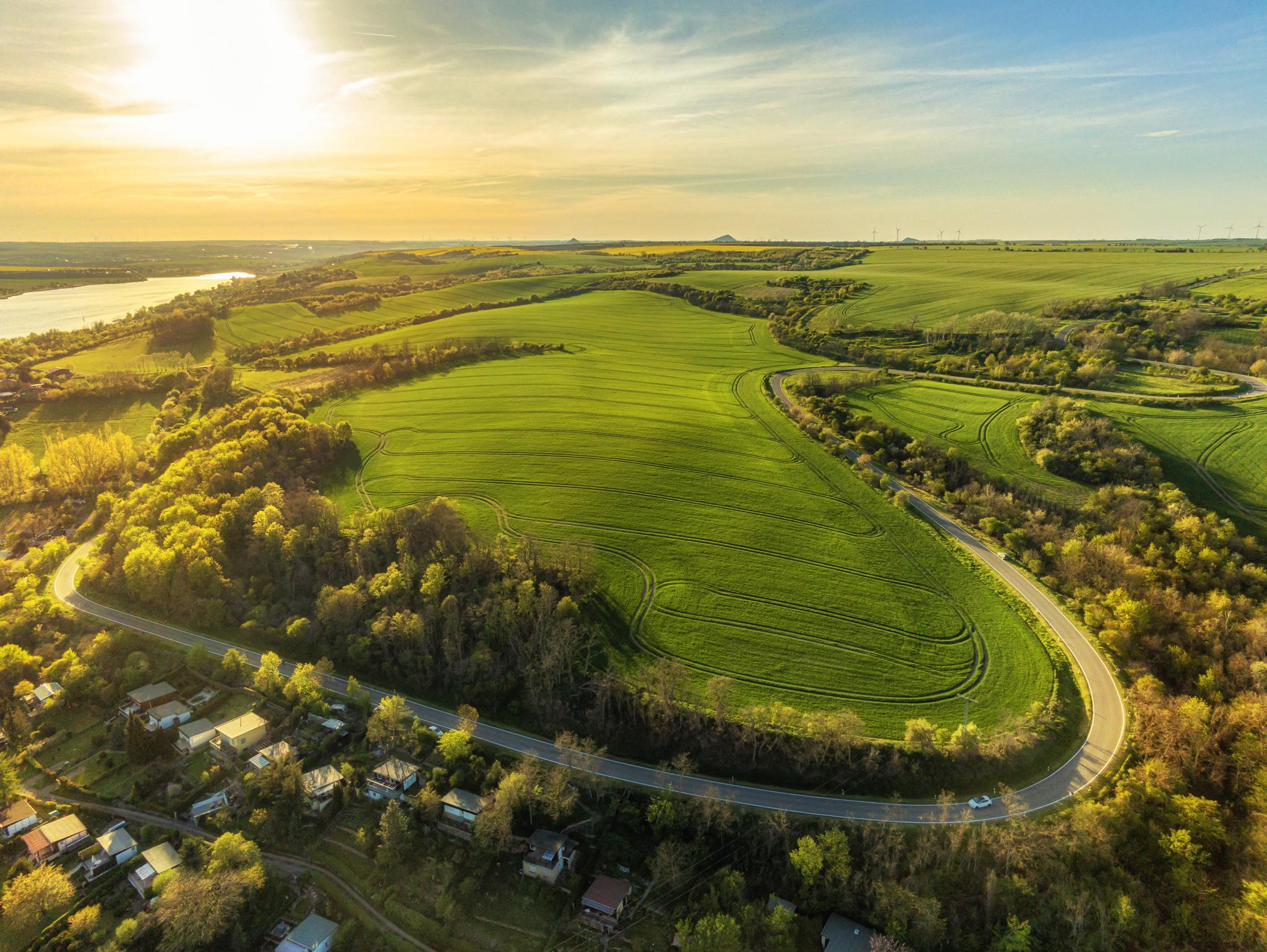 Mansfelder See in Sachsen-Anhalt - Einhaltung der Klimaziele durch Solarpflicht?